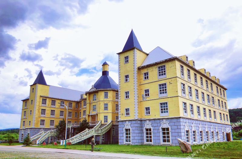 汤旺亚欧巄城堡酒店